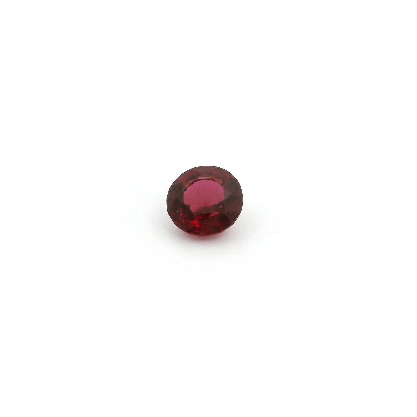0.53ct Round Natural Spinel (Colour Red, Clarity Eye Clean, Cut Faceted)