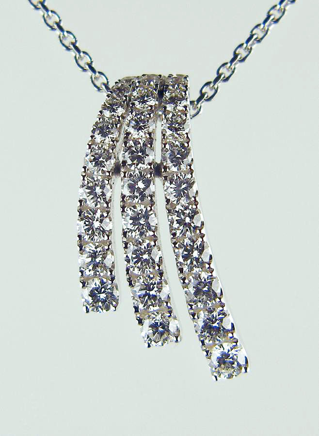 Diamond pendant