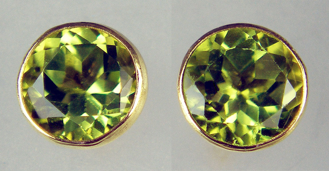 5.5mm round peridot earstuds rubover set in 9ct yellow gold