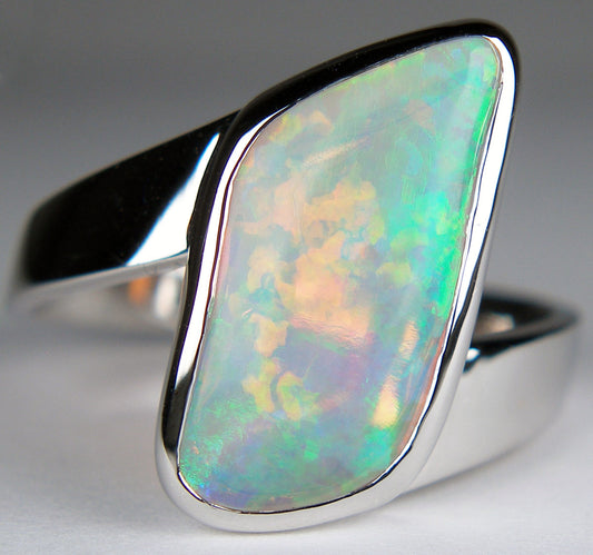 Crystal opal ring in 18ct white gold