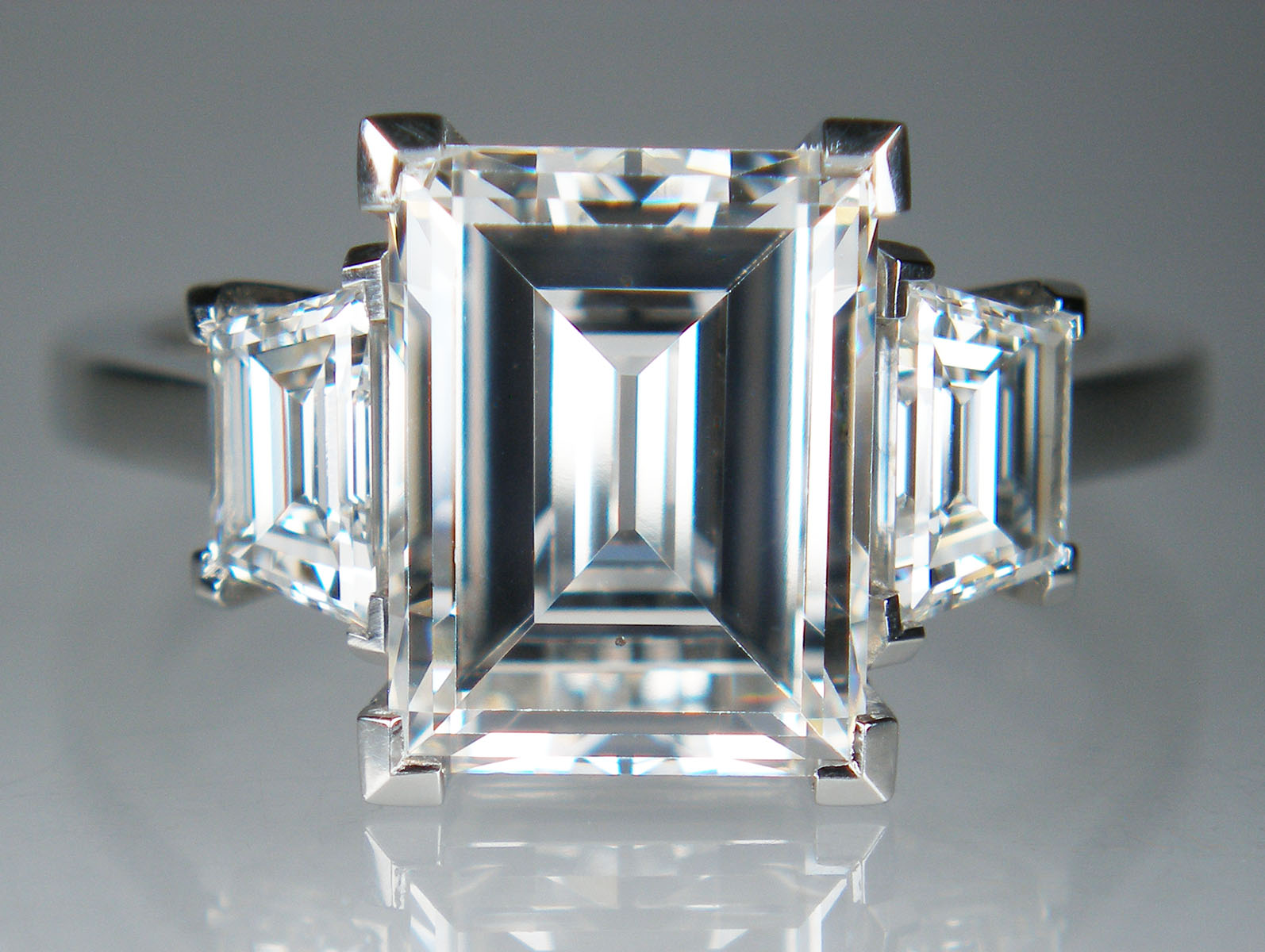 3.43ct baguette cut diamond ring with 0.73ct trapezoidal diamonds in platinum