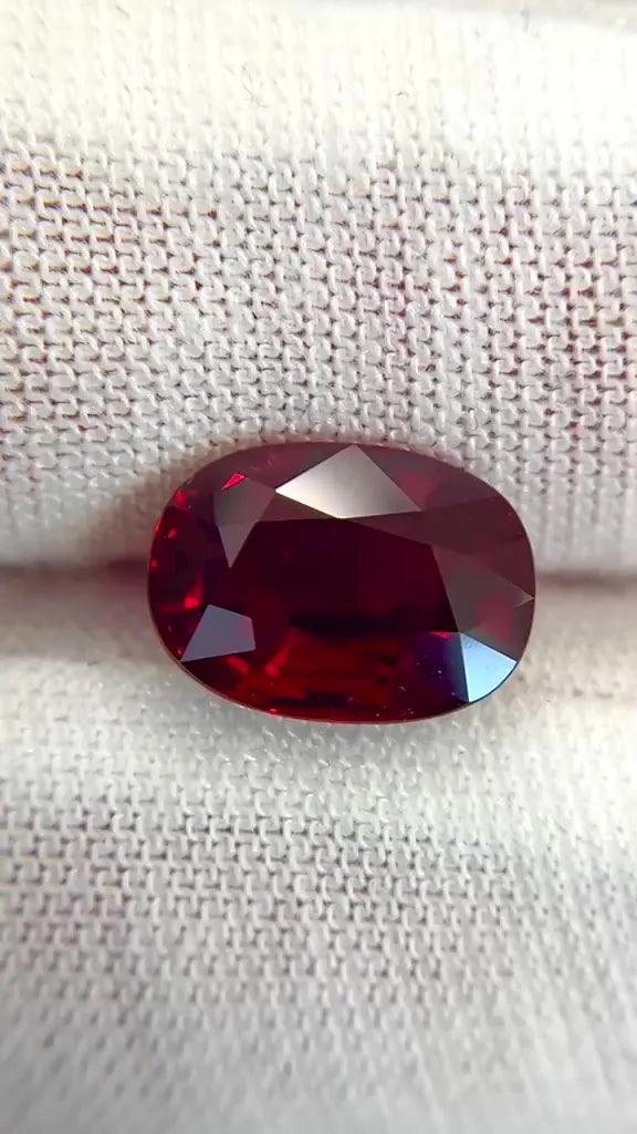 4.16ct Oval Natural Ruby (Colour Red, Clarity Eye Clean, Cut Faceted)