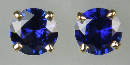 Sapphire earstuds in 9ct yellow gold