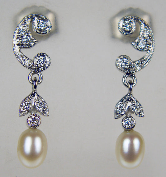 Dainty pearl & diamond earrings in 18ct white gold